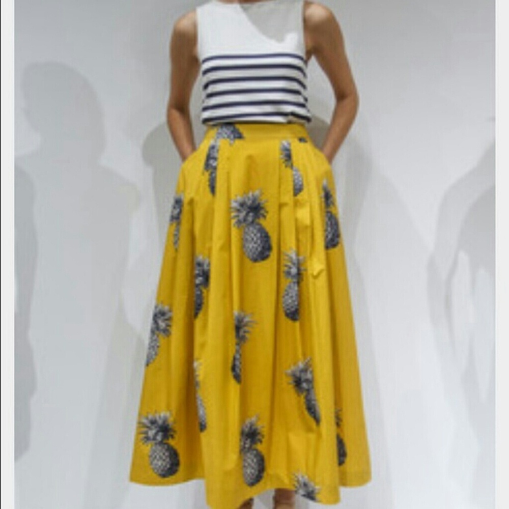 Ann Taylor Pineapple Maxi Skirt