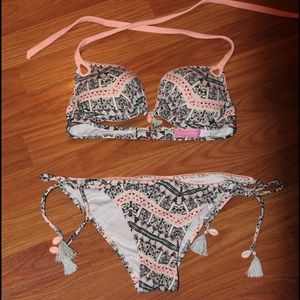 Victoria's Secret swimsuit bottoms only. Medium.