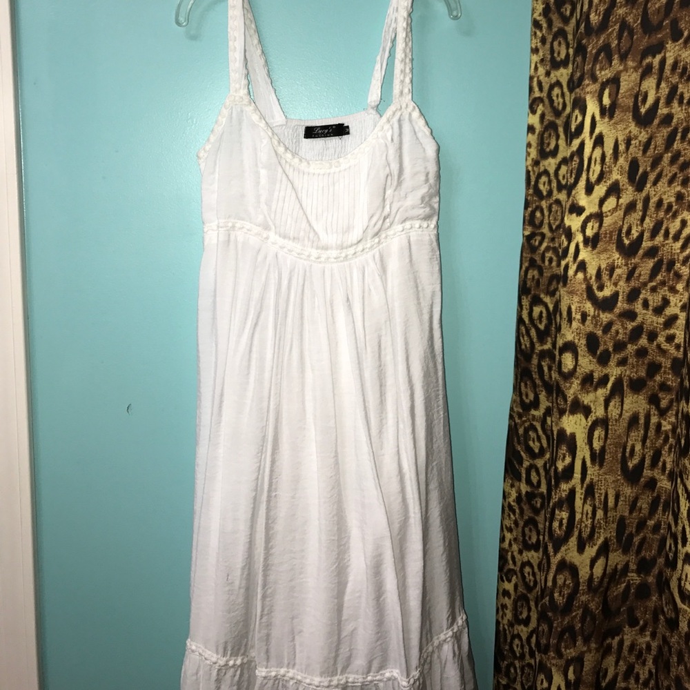 Super cute white dress.