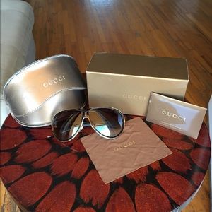 GUCCI aviator/shield style, tortoise and gold