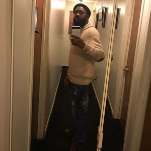 Meet your Posher, Lawrence