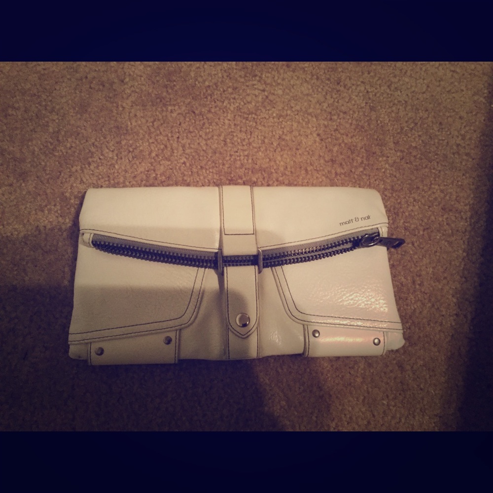 Matt & nat clutch