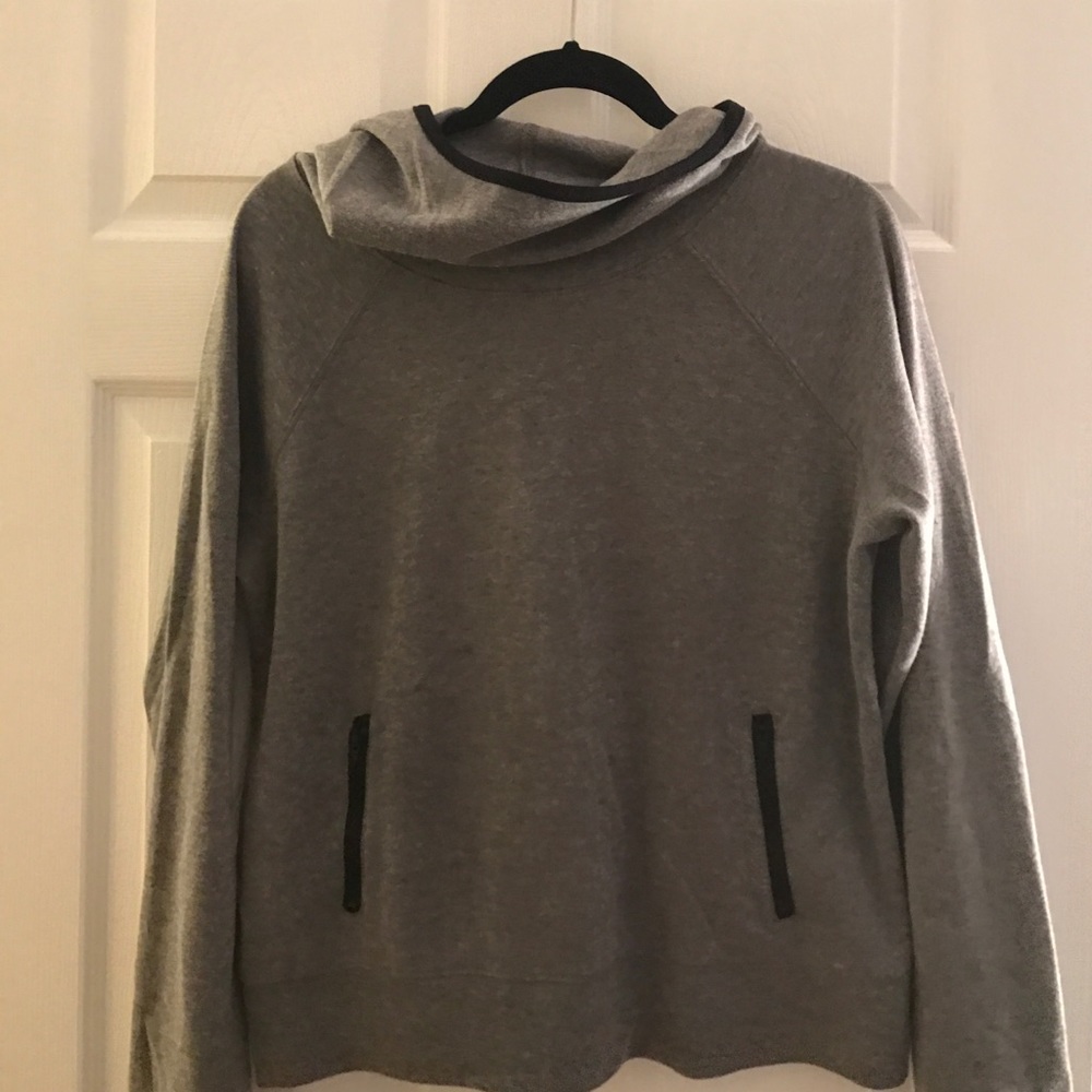 High neck hooded sweatshirt