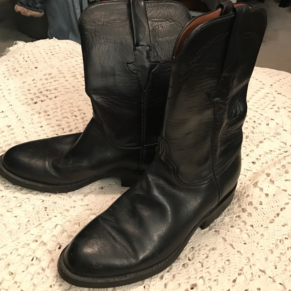 Lucchese calfskin cowboy boot