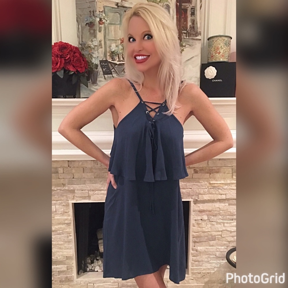 Beautiful asymmetric hem shoe tie lace dress💋 - Picture 2 of 3