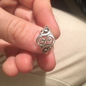 Size 7 James Avery Ring