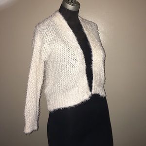 CLOSET CLOSING SOON - Bongo white sweater