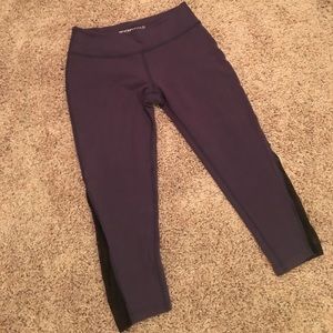 Beyond Yoga capris