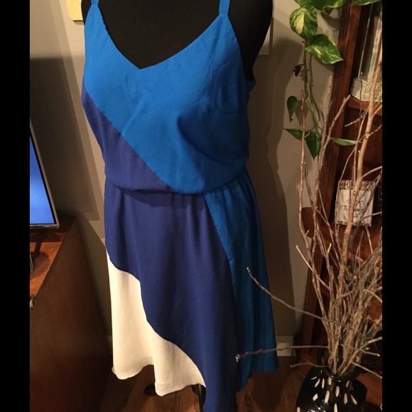 Color Block Midi - Picture 2 of 4