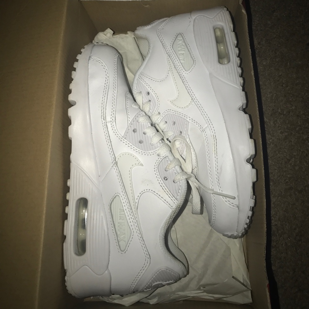Nike. (Cash app only)