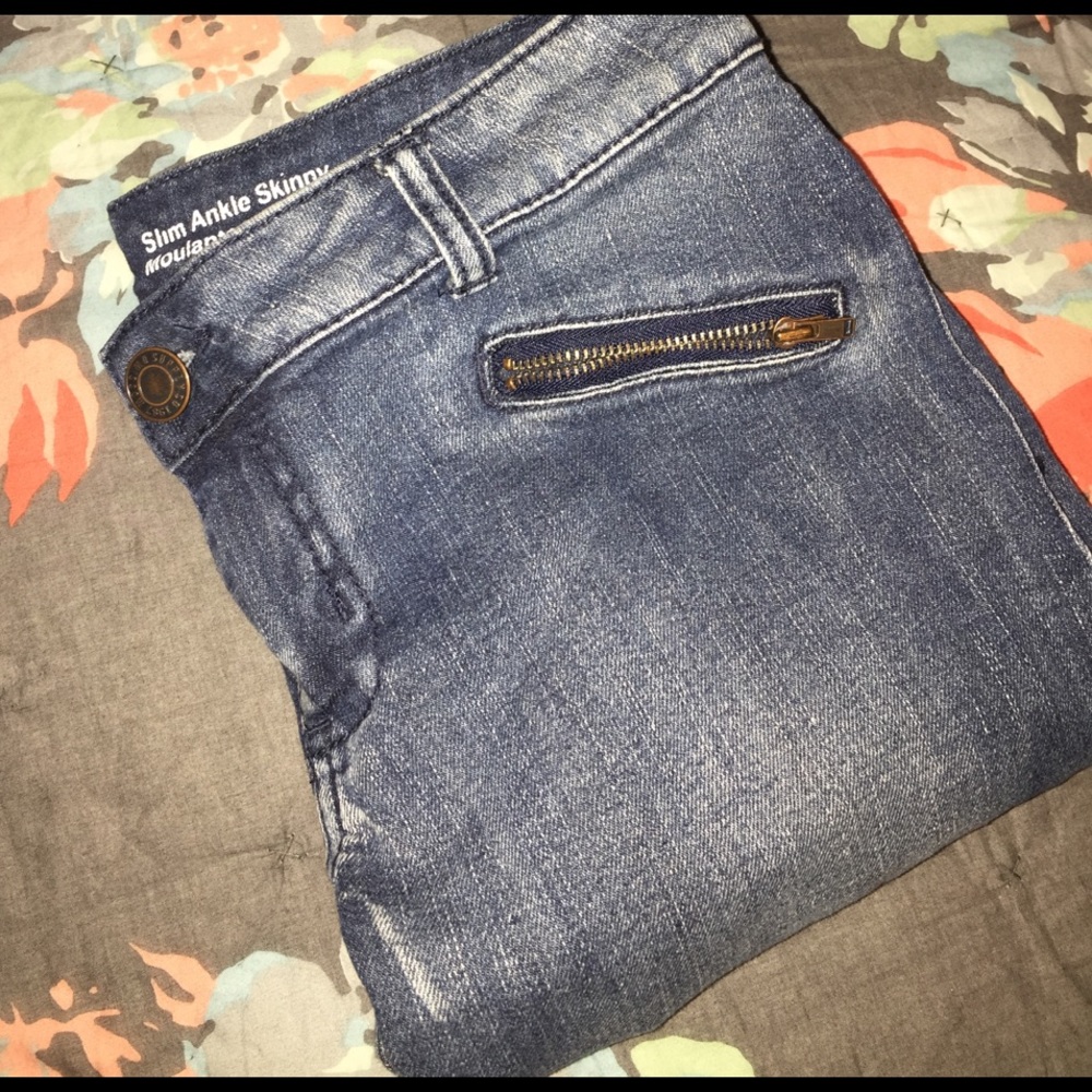 Mossimo blue skinny jeans with zipper details Sz 5