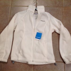 NWT Womens Columbia zip up fleece.