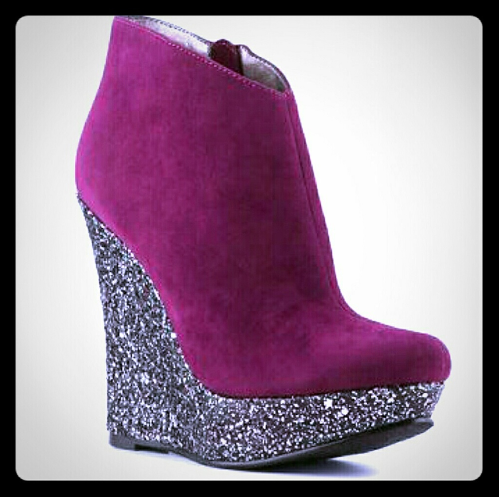 NWOT Michael Antonio Wedge Glitter Booties