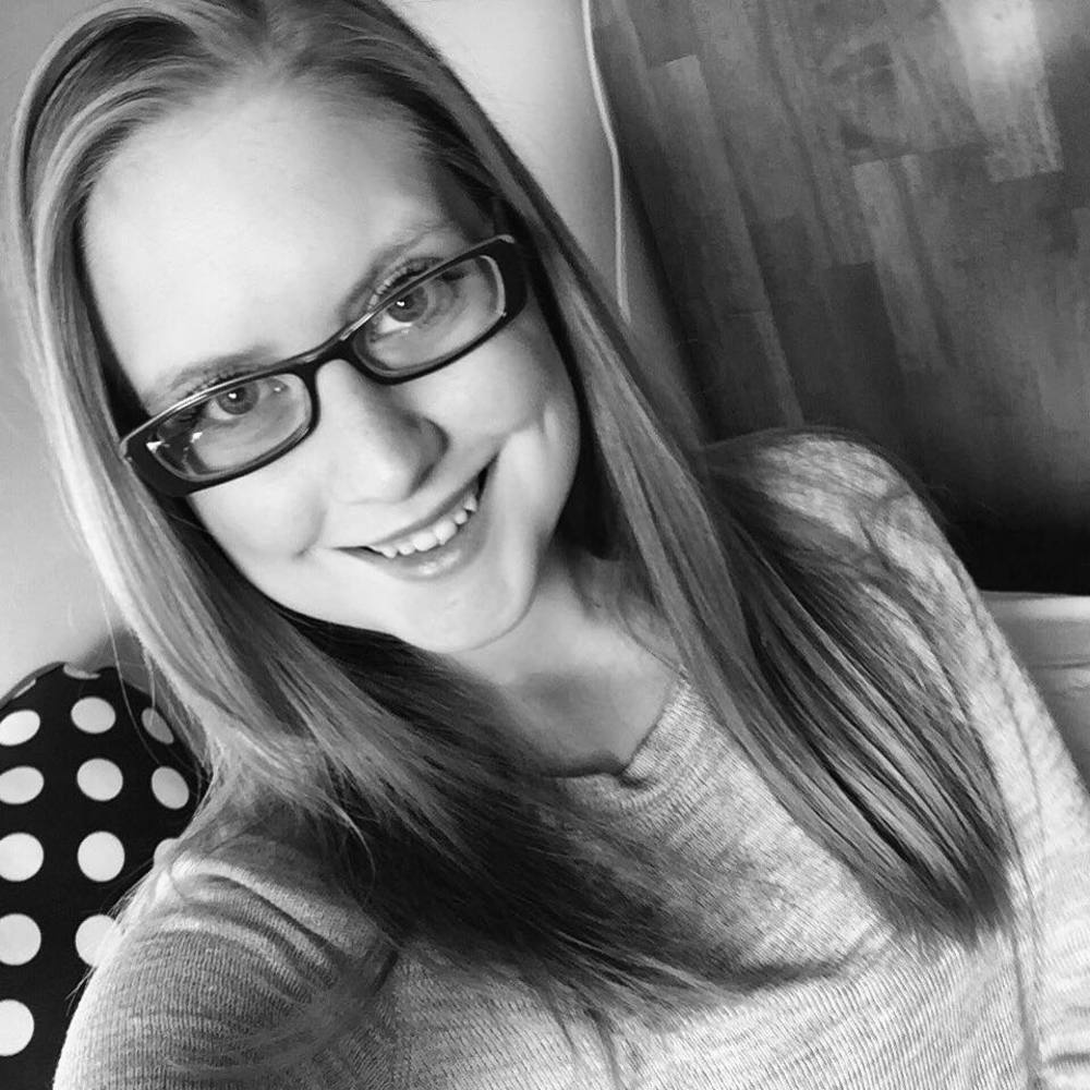 Meet your Posher, Lisa
