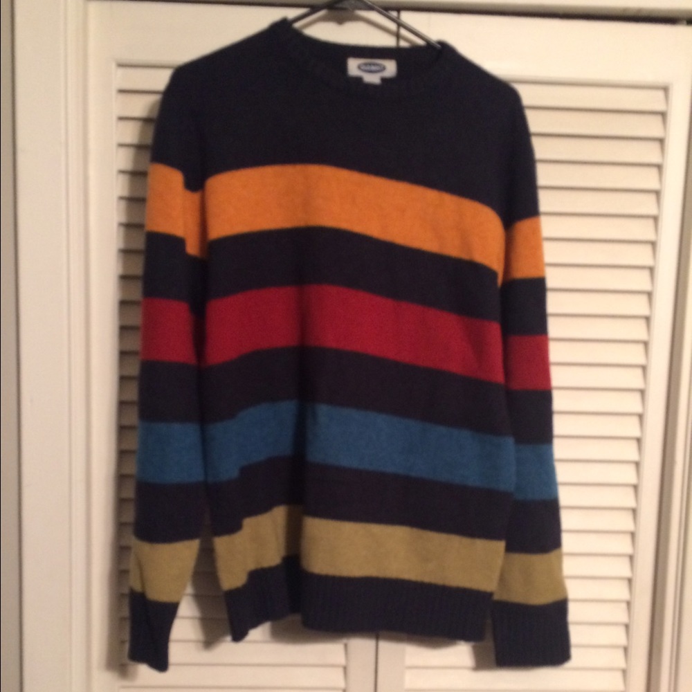 Multi-Color Sweater (only worn once) Long Sleeve