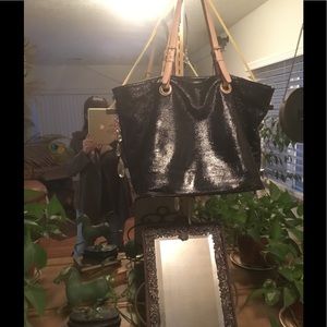 Michael Kors Jet Set Black leather tote bag
