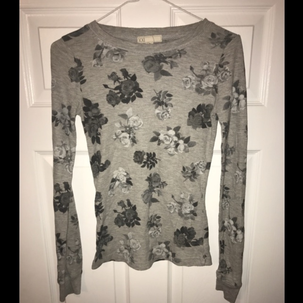 Forever 21 greyscale floral waffle thermal knit