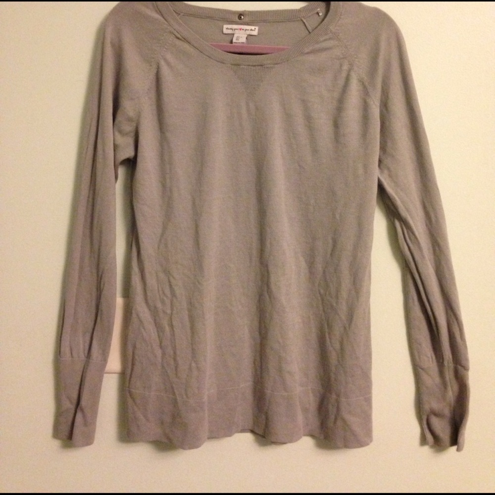 Grey sweater