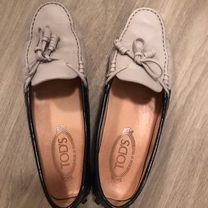 Tod's slip on flats