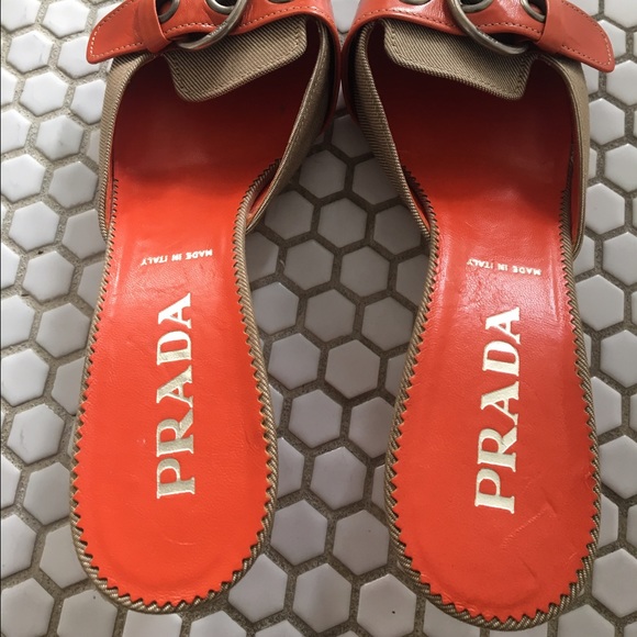 PRADA Slides, classic kitten heel, pointy toe - Picture 2 of 8