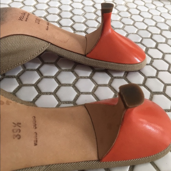 PRADA Slides, classic kitten heel, pointy toe - Picture 5 of 8