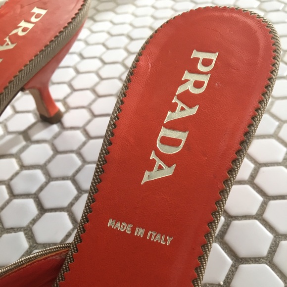 PRADA Slides, classic kitten heel, pointy toe - Picture 6 of 8