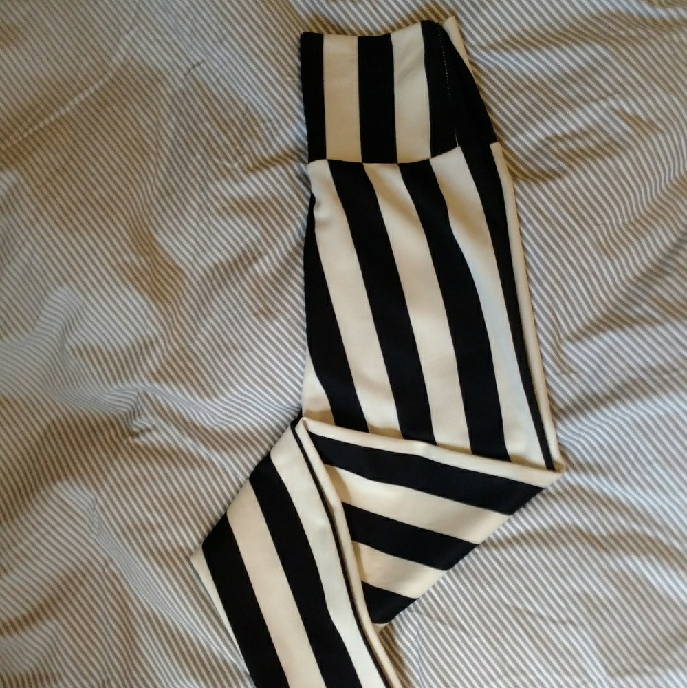 See You Monday leggings