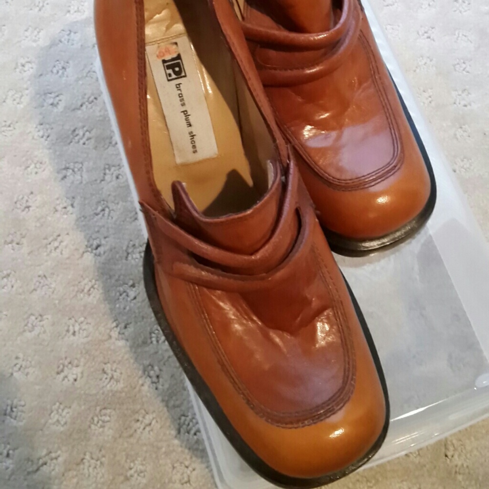 Vintage Brass Plum Shoes Size 39