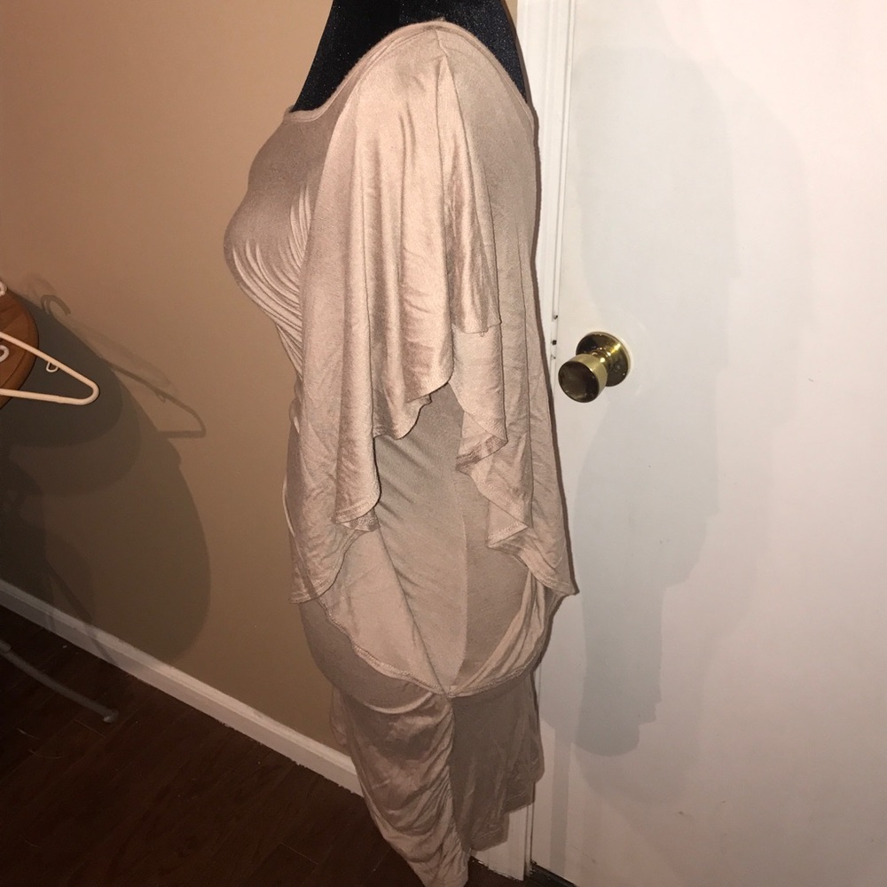 Dress - Picture 3 of 5