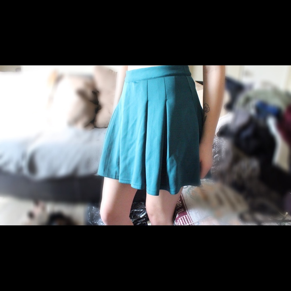 Forever 21 Pleated Skirt