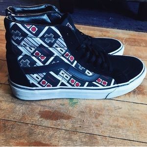 Nintendo X Vans collab Controller Sk8-Hi