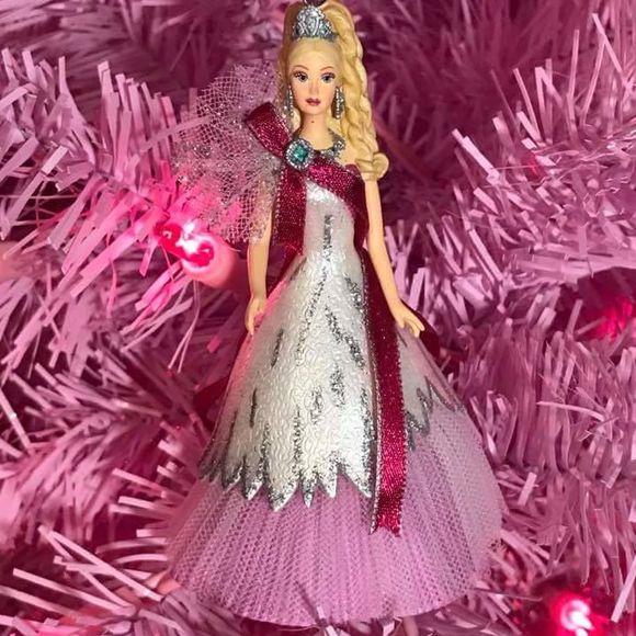 Meet your Posher, Karen - Picture 1 of 1