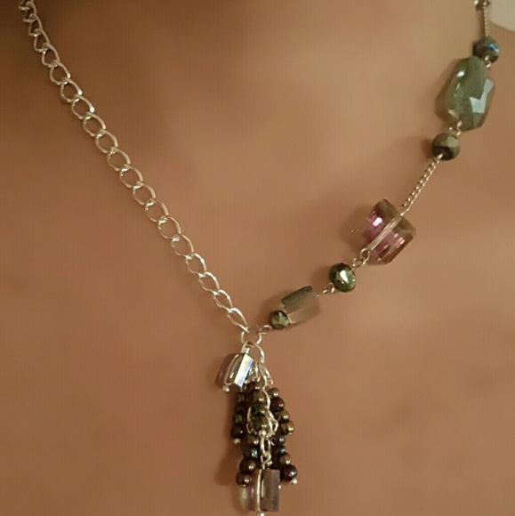 Necklace - Picture 1 of 2