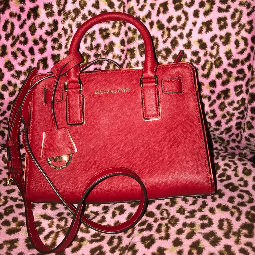 Michael Kors Dillon Saffiano East West Cherry Red