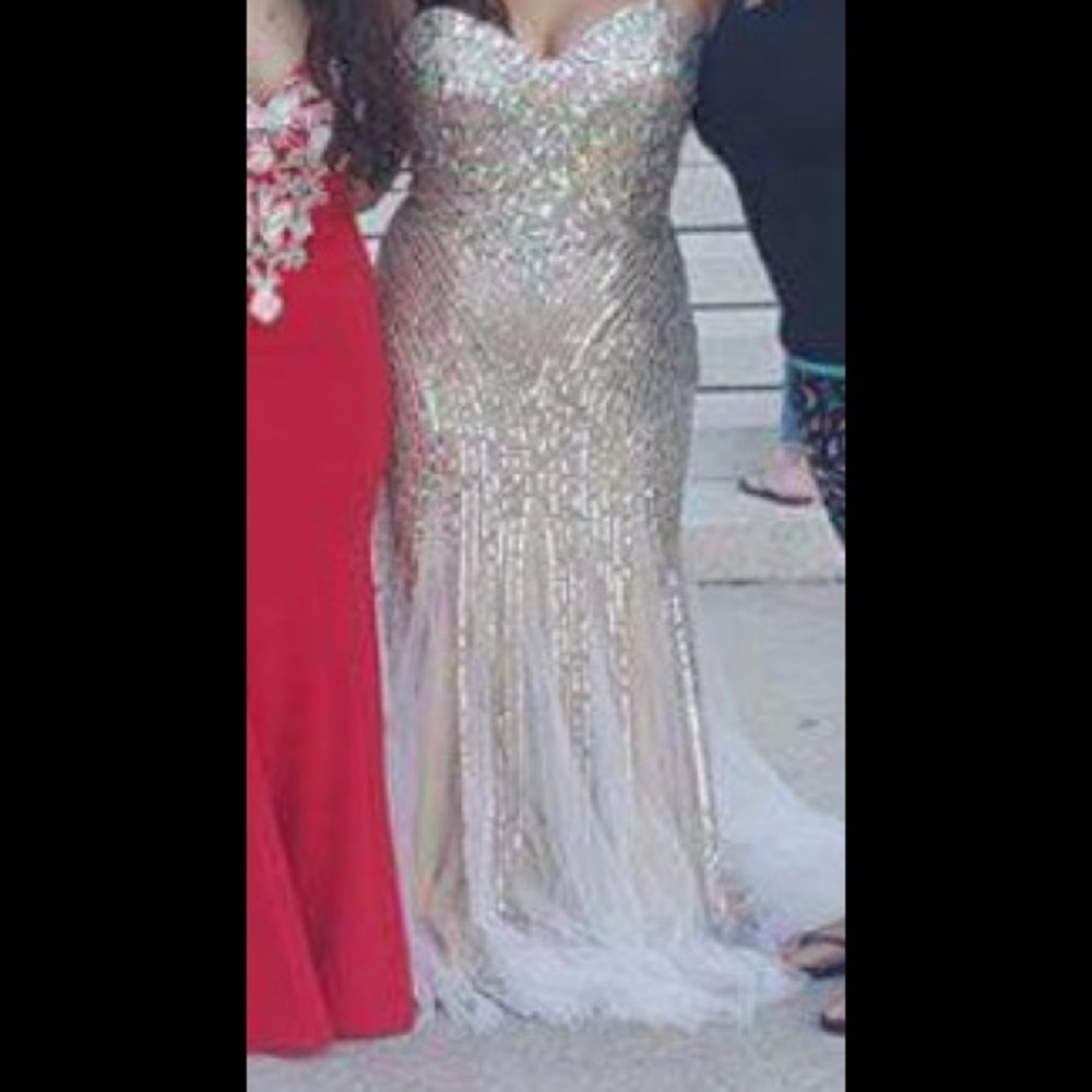 Prom dress