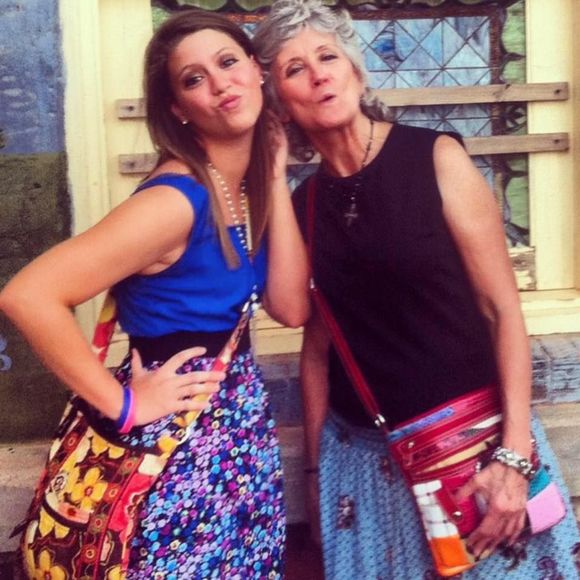 Meet your Posher, Sierra - Picture 1 of 1