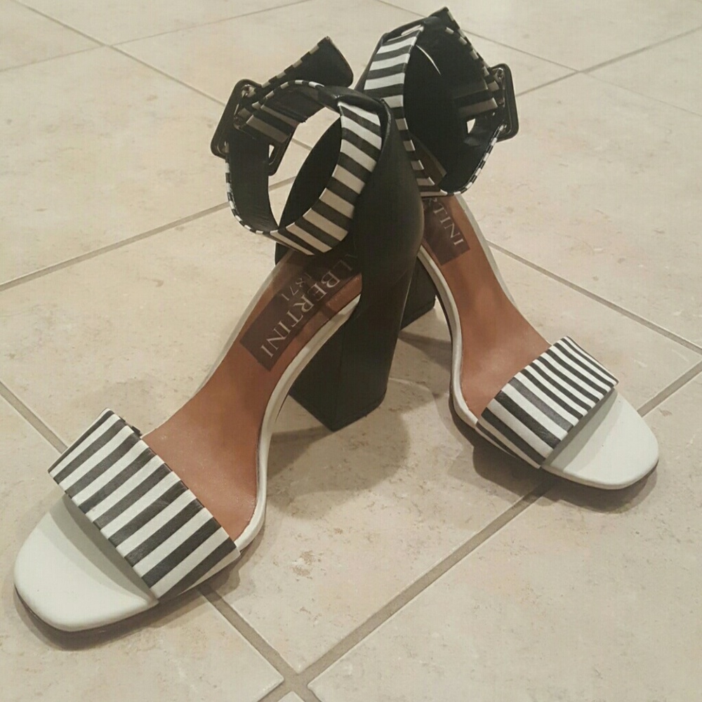 Worn Once!! Albertini Black White Stripe Heel
