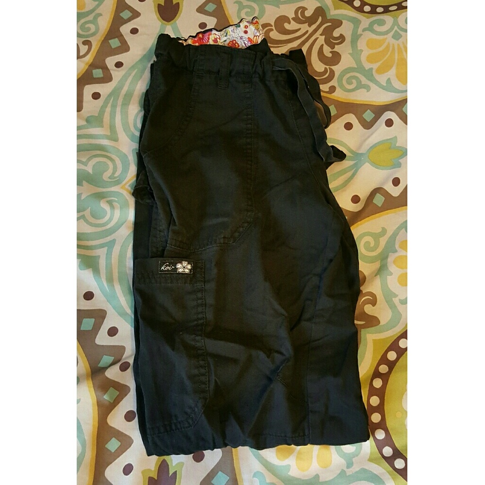 Kathy Peterson Scrub  Black Bottoms