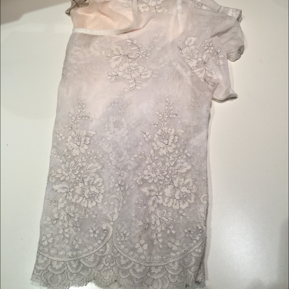 Lace tshirt