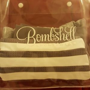 Bombshell leggings on hold for anaya_m8