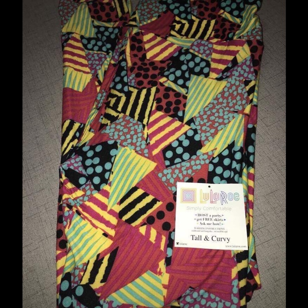 Lularoe TC print leggings.