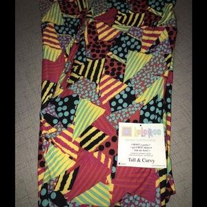 Lularoe TC print leggings.