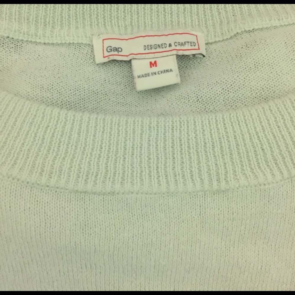 Crop top - Picture 2 of 3