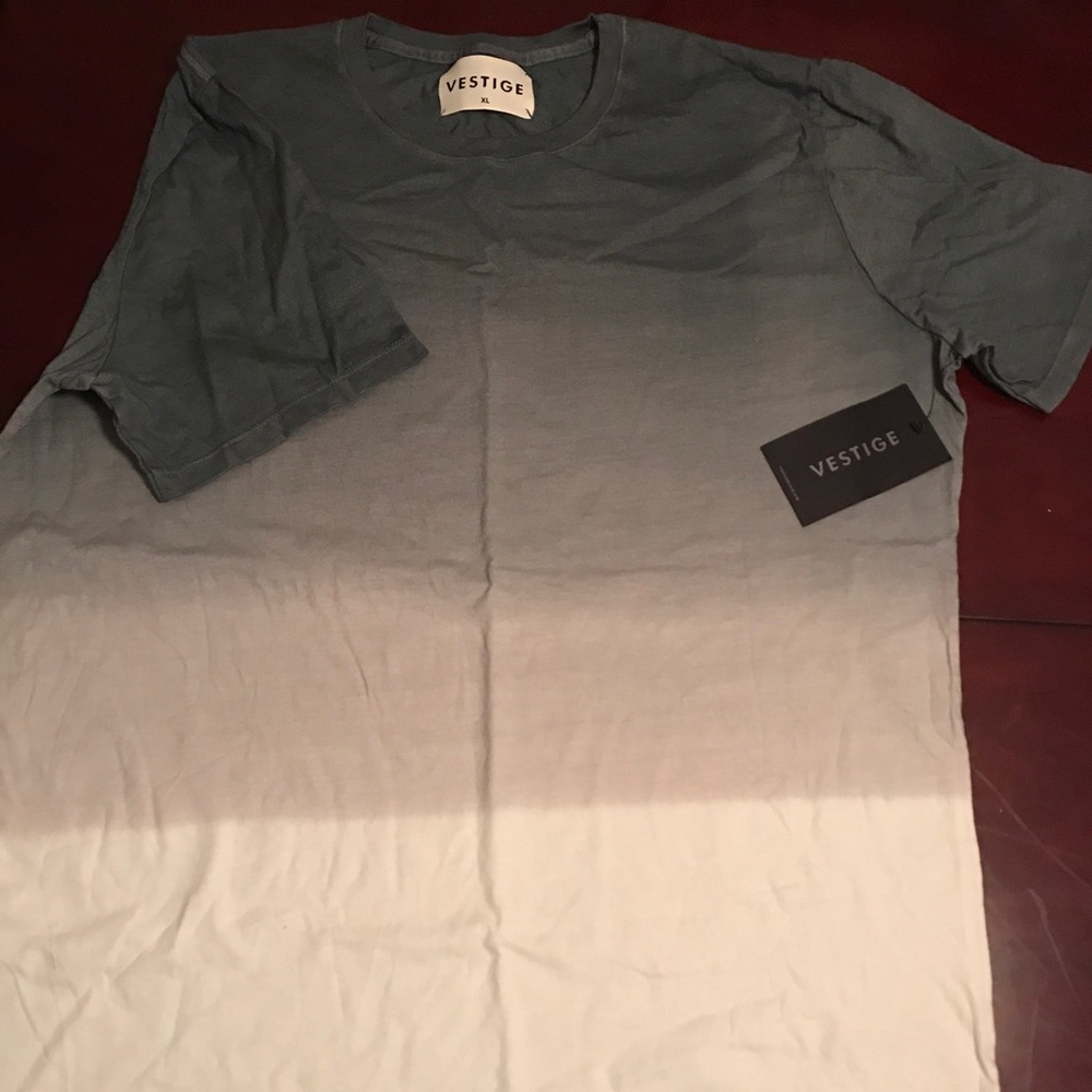 NWT Vestige T-shirt