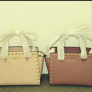 *NWT* Michael Kors selma medium studded satchel