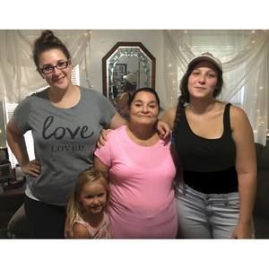 Meet your Posher, Crystal