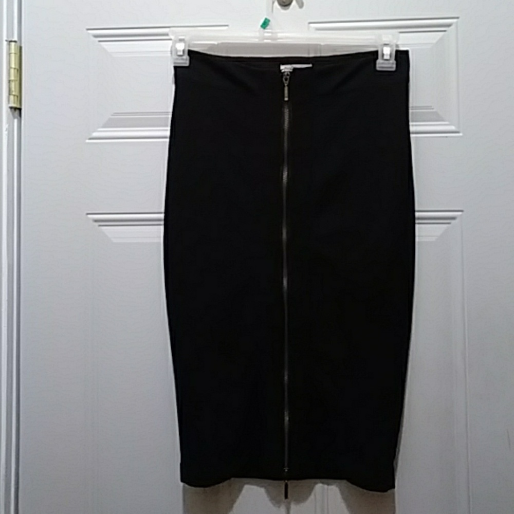 Pencil skirt with exposed zipper in front