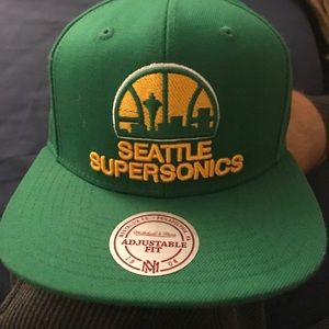 vintage seattle supersonics strap back hat