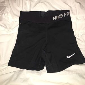 black nike pros