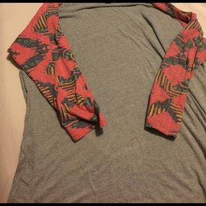 Lularoe xl Randy tee